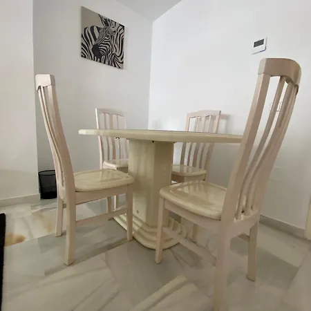 Pass The Keys Spot In Apartment Marbella