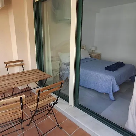 Pass The Keys Spot In Appartement *