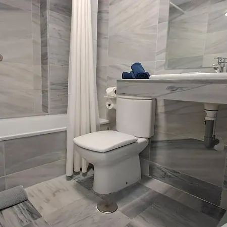 Pass The Keys Spot In Apartment Marbella